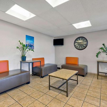 Motel 6-Oak Creek, Wi Exteriér fotografie